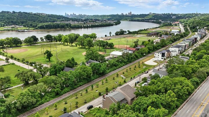 Property Photo:  3214 Walworth Avenue  OH 45226 