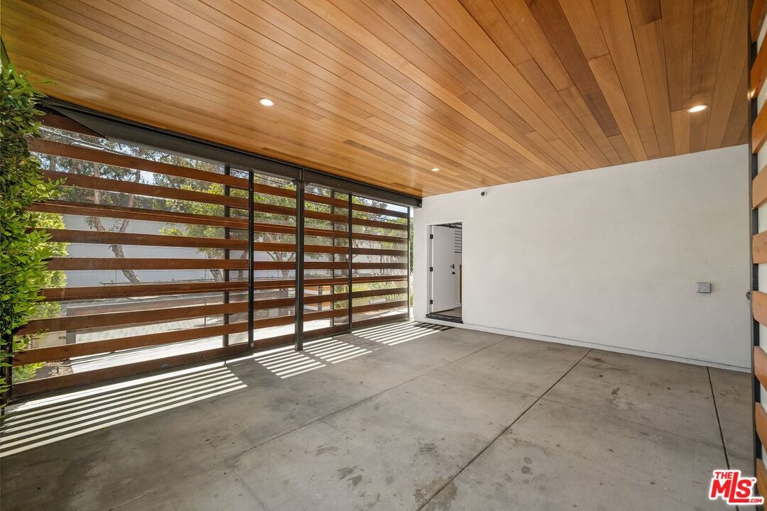 Property Photo:  8617 Higuera St  CA 90232 