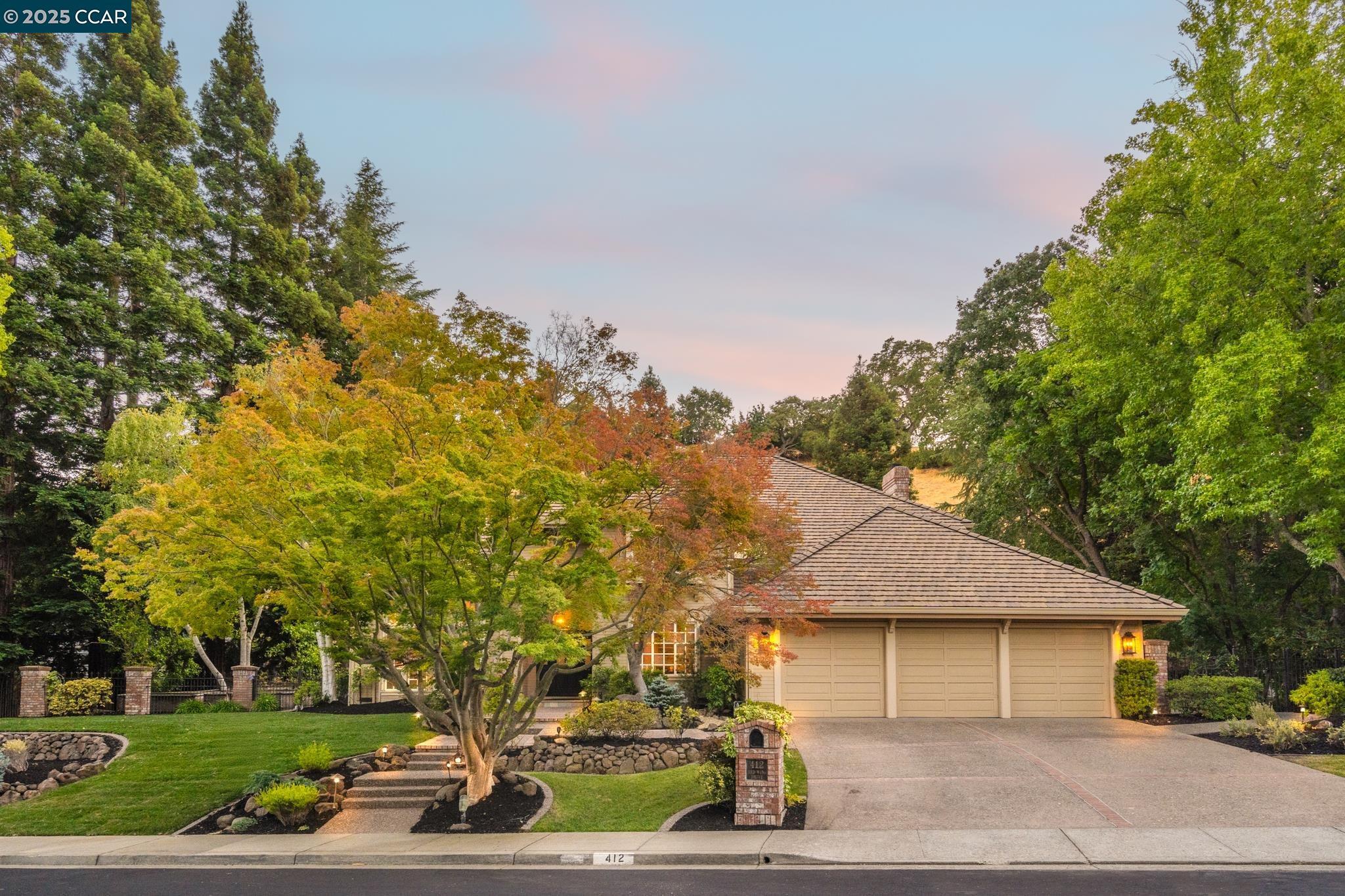 Property Photo: 412 Red Wing Dr CA 94507