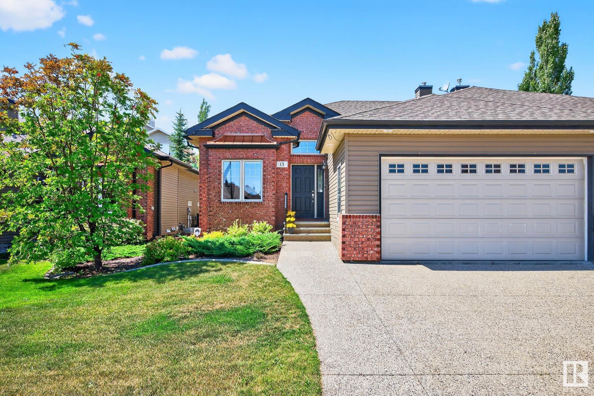 Property Photo:  13 Oakcrest Terrace  AB T8N 3L1 