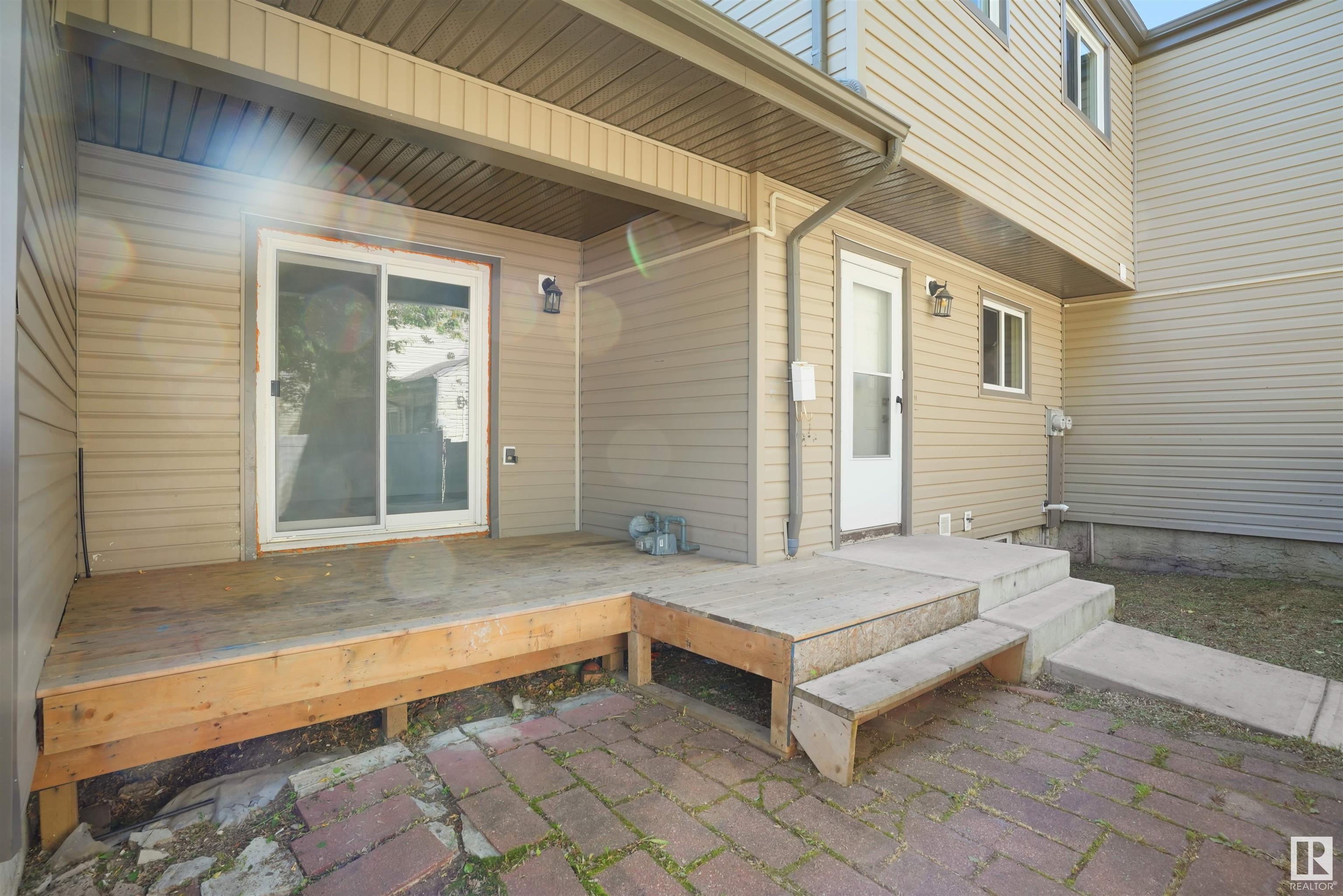 Photo de la propriété: 1794 Lakewood NW AB T6K 3B6