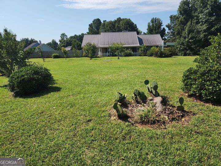 Property Photo: 113 Pebble Creek Drive GA 30233