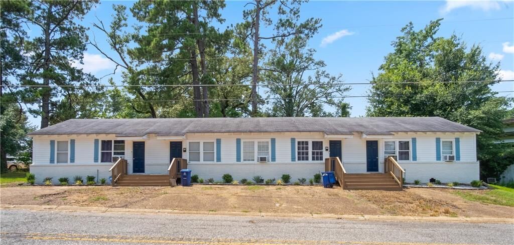 Property Photo:  201 Messer Street  LA 71360 
