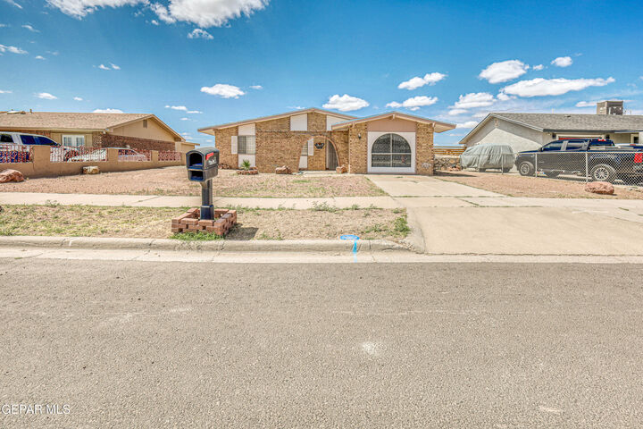Property Photo:  8520 Paddlefoot Lane  TX 79907 