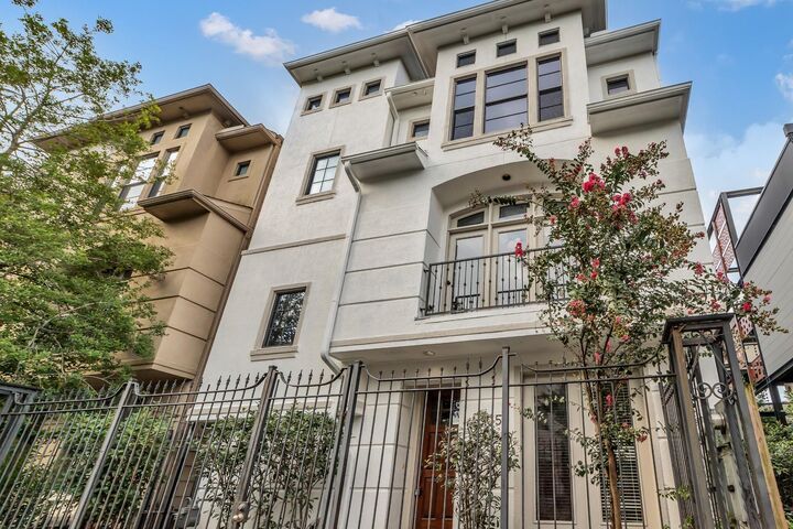 Property Photo:  4505 Feagan Street  TX 77007 