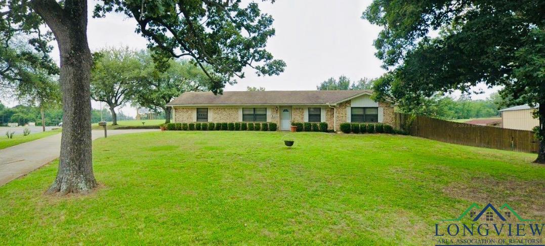 Property Photo:  4100 Gregg Tex  TX 75604 