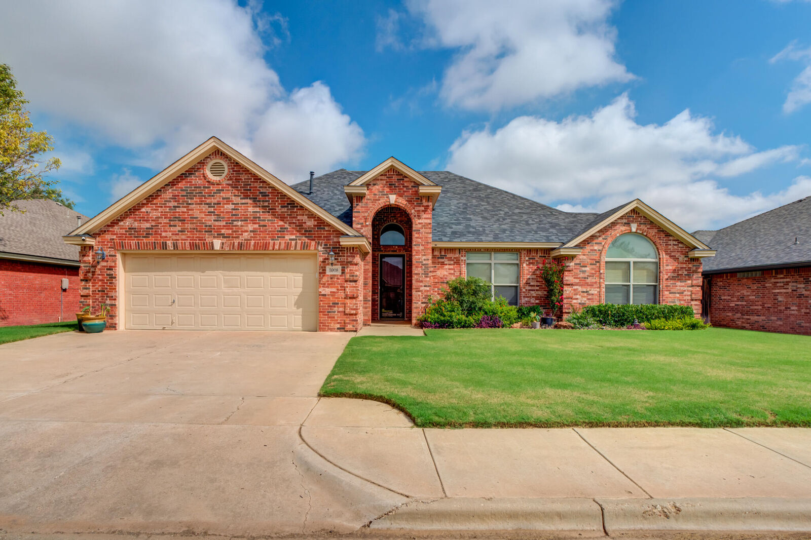 Property Photo: 5908 94th Street TX 79424