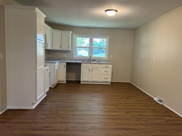 Property Photo:  505 E 3rd Street  KY 40468 