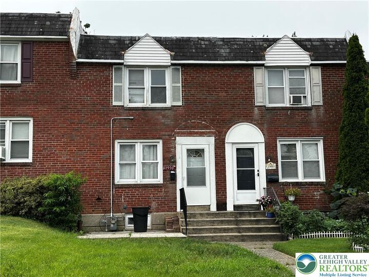 Property Photo: 1990 S Delaware Street PA 18103