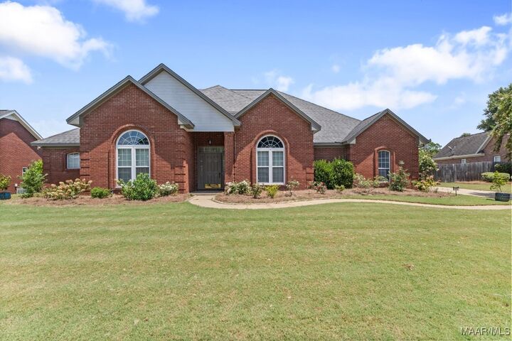 Property Photo: 625 Pimblico Road AL 36109