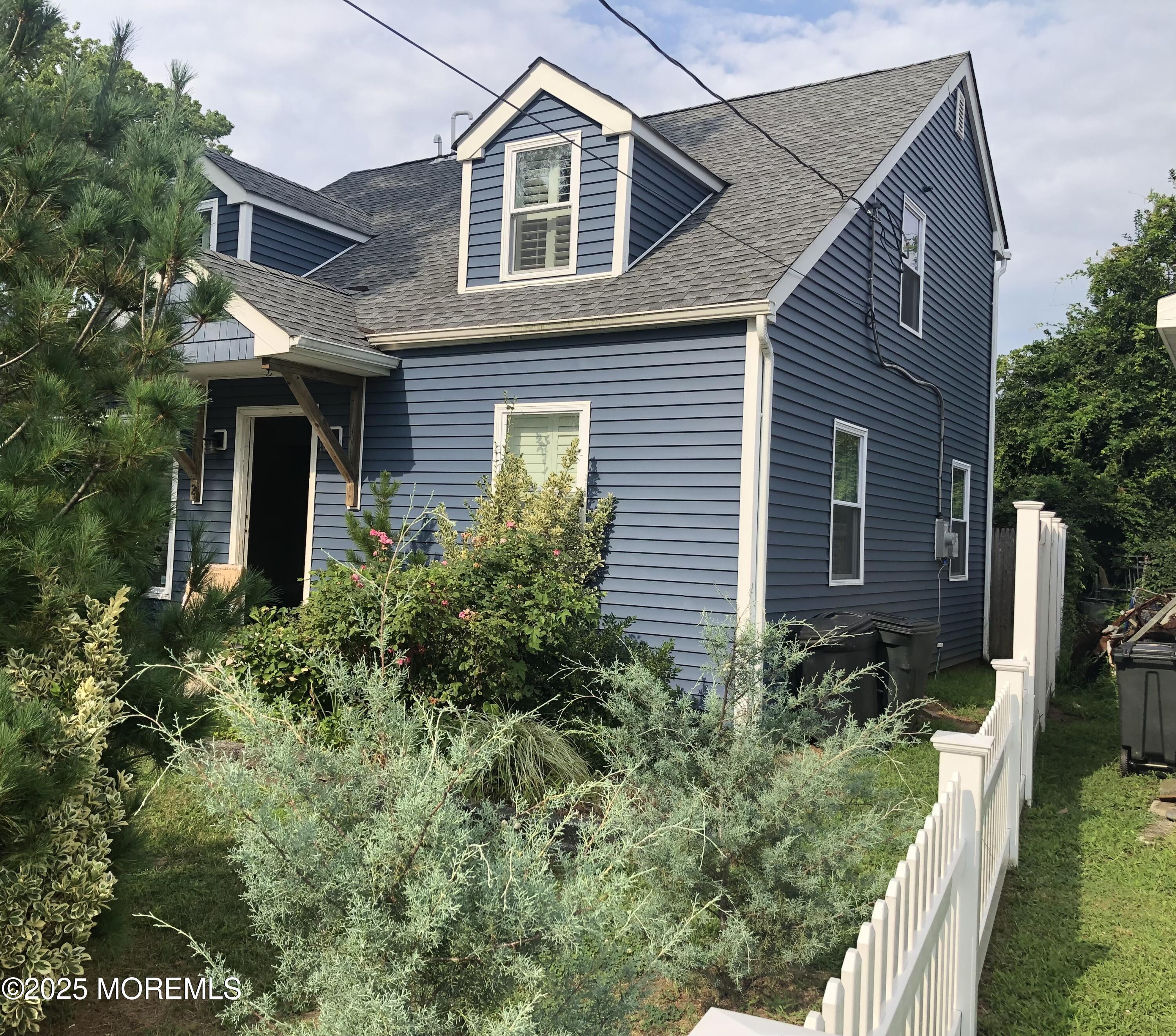Property Photo:  2 Riverview Avenue  NJ 07740 