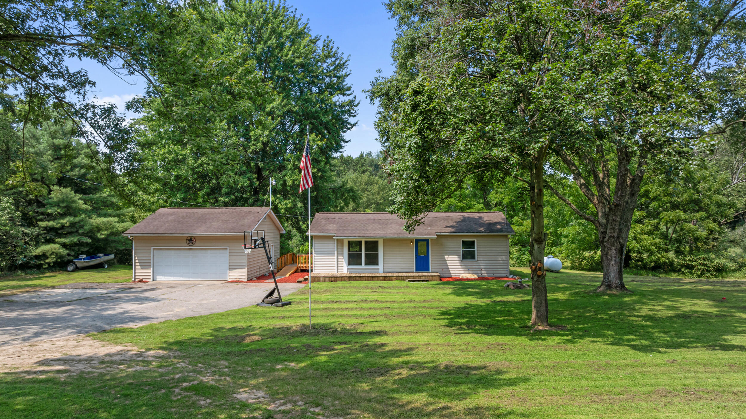 Property Photo:  9400 Minard Road  MI 49269 