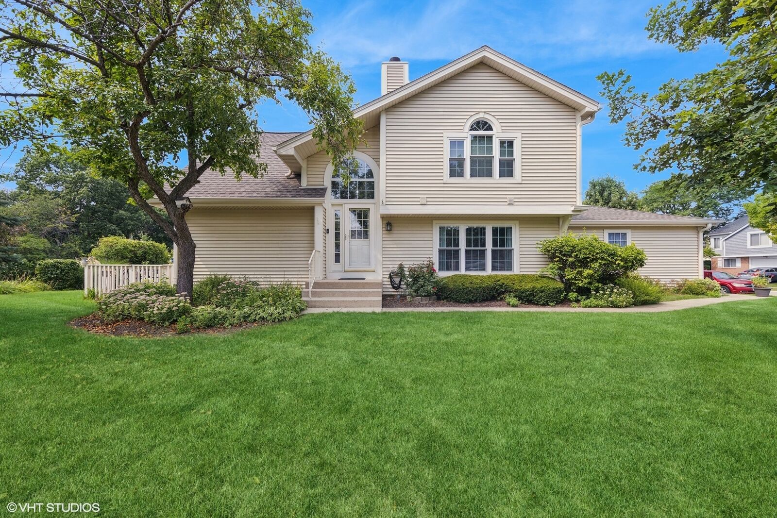 Property Photo: 0N664 Bedford Lane IL 60190
