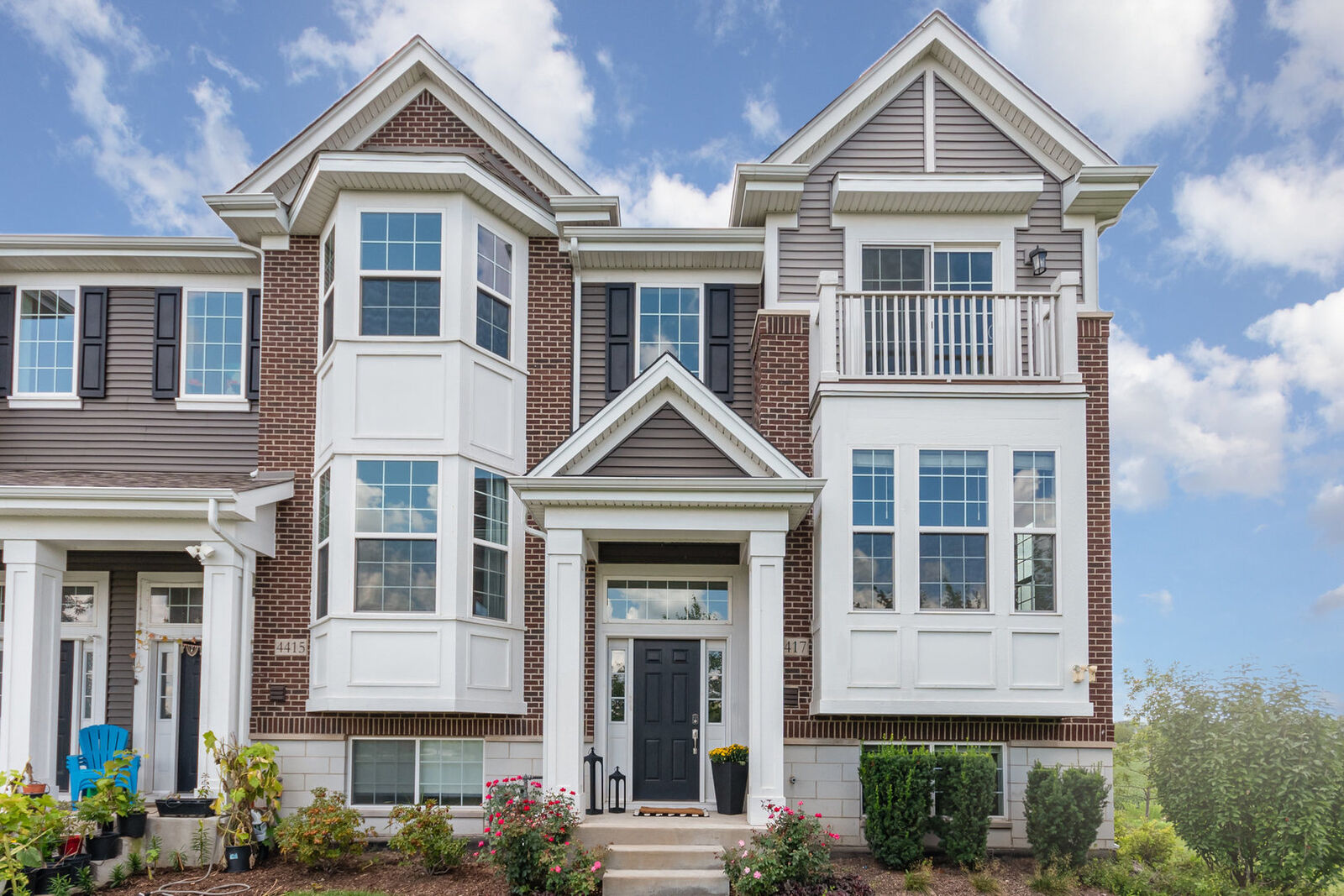 Property Photo: 4417 Monroe Court IL 60564
