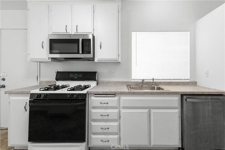 Property Photo: 1188 Aspen Lane CA 92220