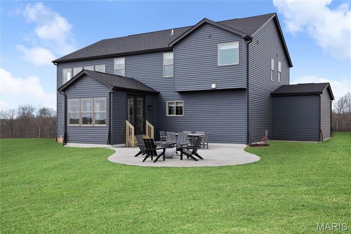 Property Photo: 306 Rose Branchlet Court MO 63385