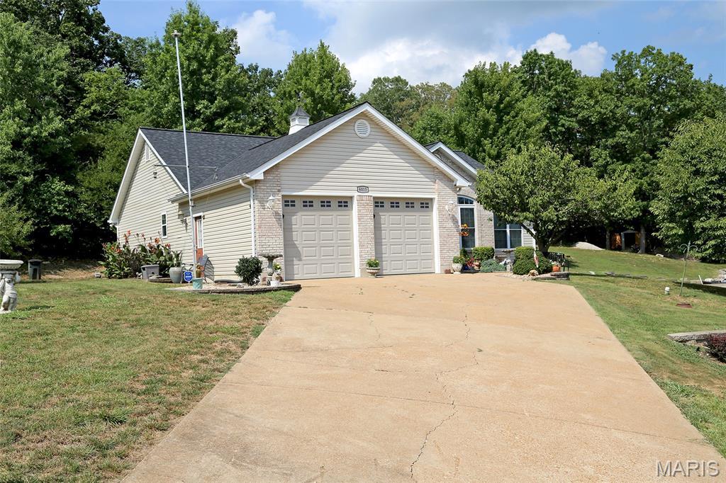 Property Photo: 6013 Kassel Court MO 63052