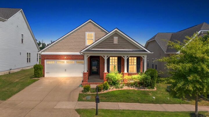 Property Photo:  2832 Whitebirch Dr  TN 37076 