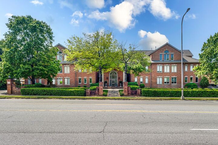 3733 West End Ave 200  Nashville TN 37205 photo