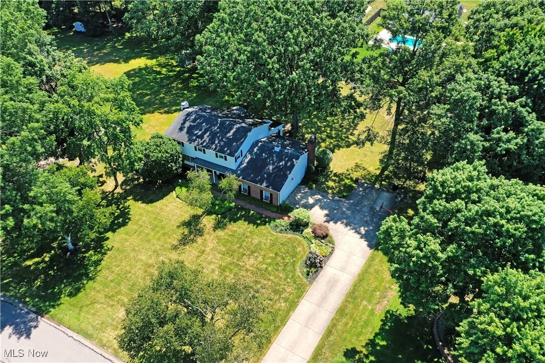Property Photo:  2012 Crestwood Boulevard  OH 44505 