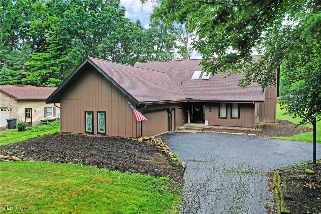 408 Cherry Hill Lane  Cortland OH 44410 photo