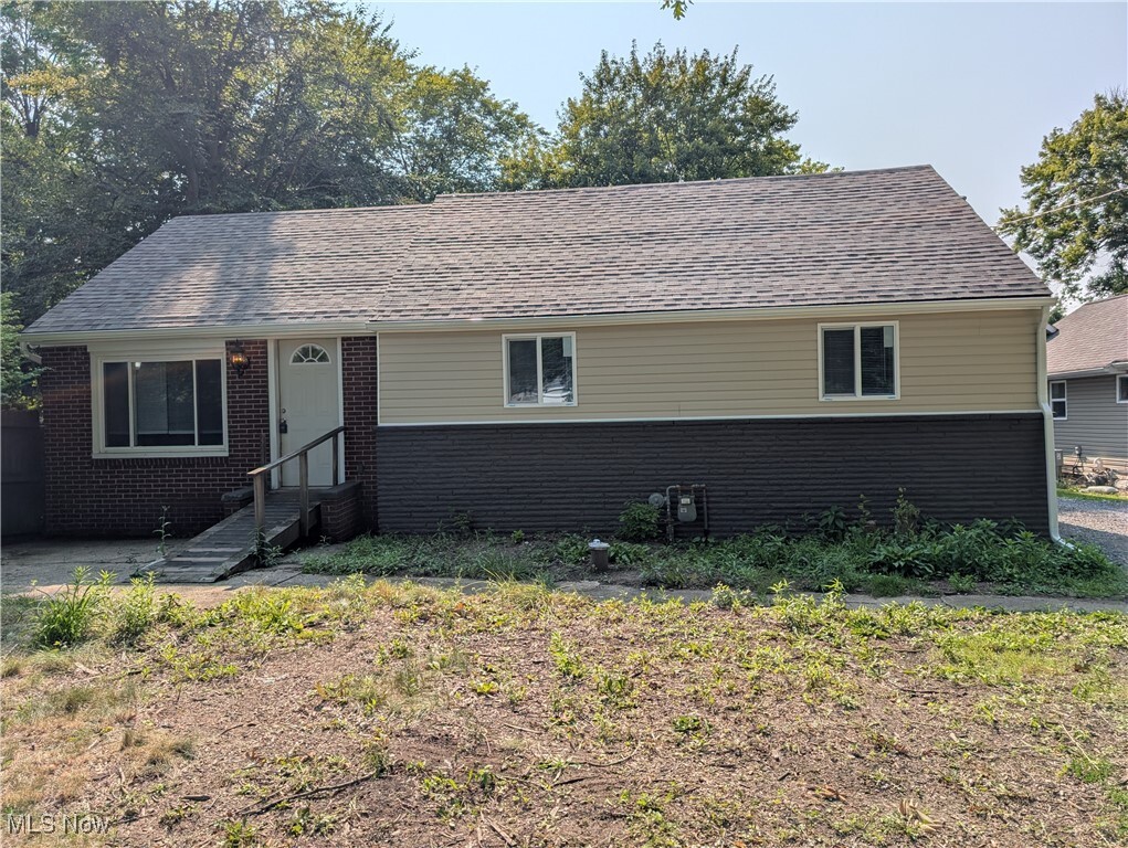 Property Photo:  3488 Oakmont Drive  OH 44425 
