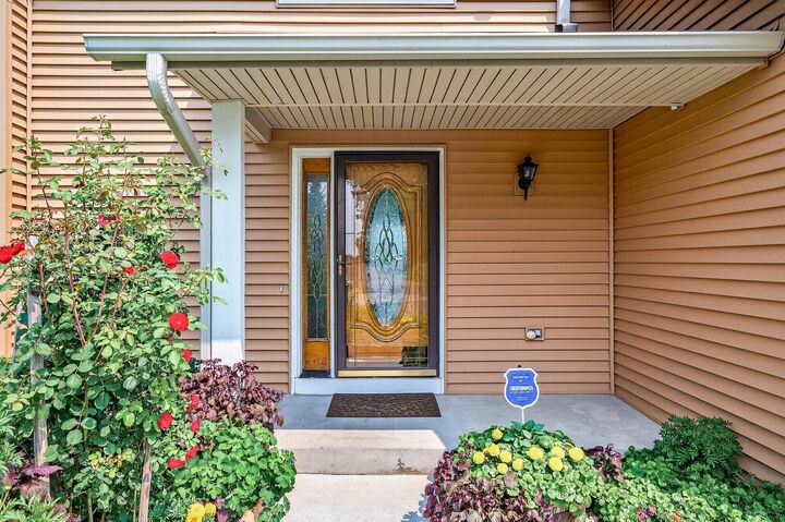 Property Photo:  4156 Hilltop Lane  MN 55123 