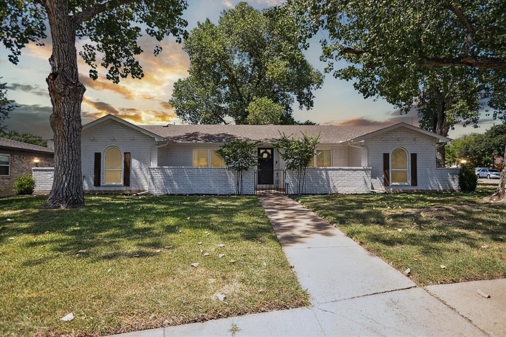 Property Photo: 7549 Terry Drive TX 76180