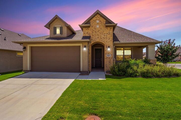 Property Photo: 9625 Heartwood Drive TX 76207