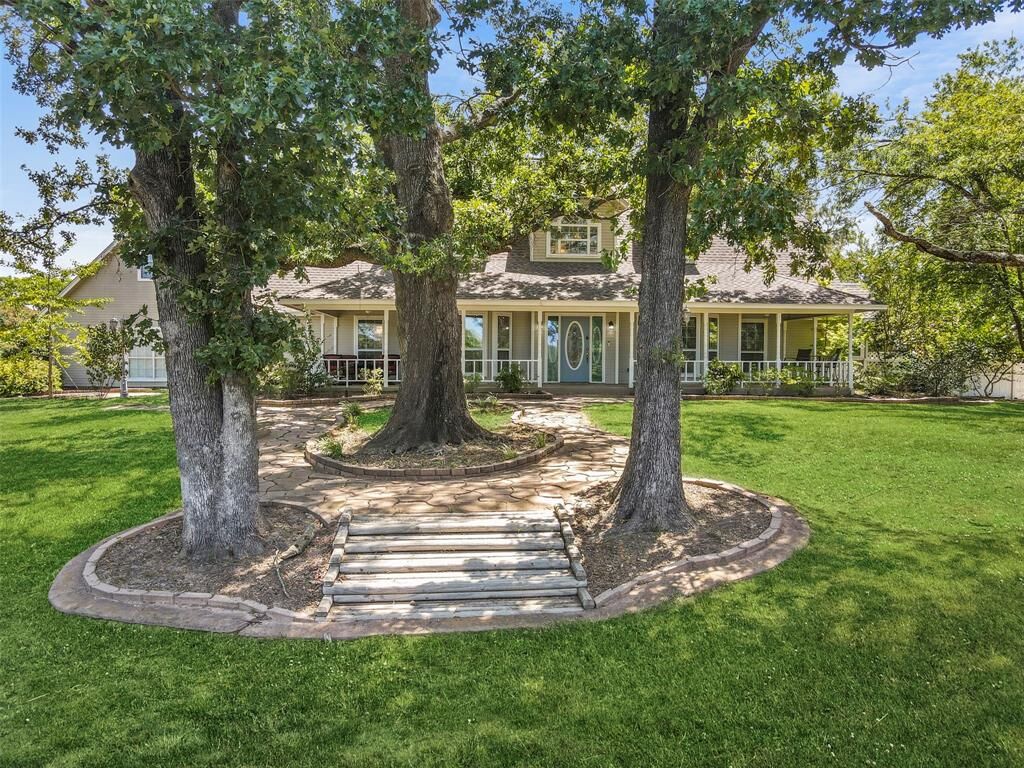 Property Photo: 20 County Road 2310 TX 75482