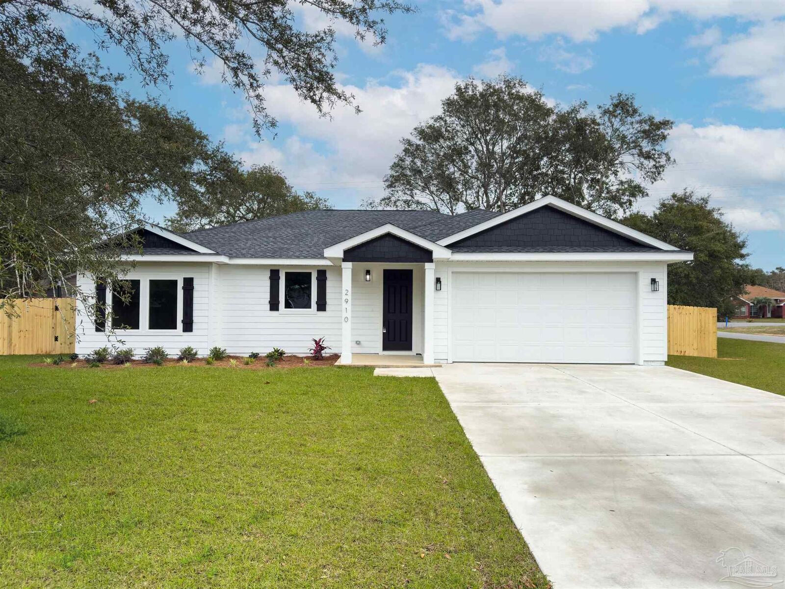 Property Photo:  1620 Woodlawn Beach Rd  FL 32563 