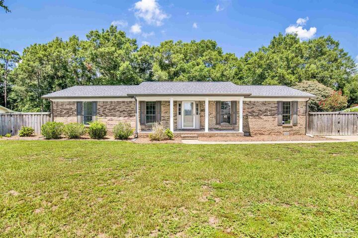 5633 Lia Dr  Milton FL 32570 photo