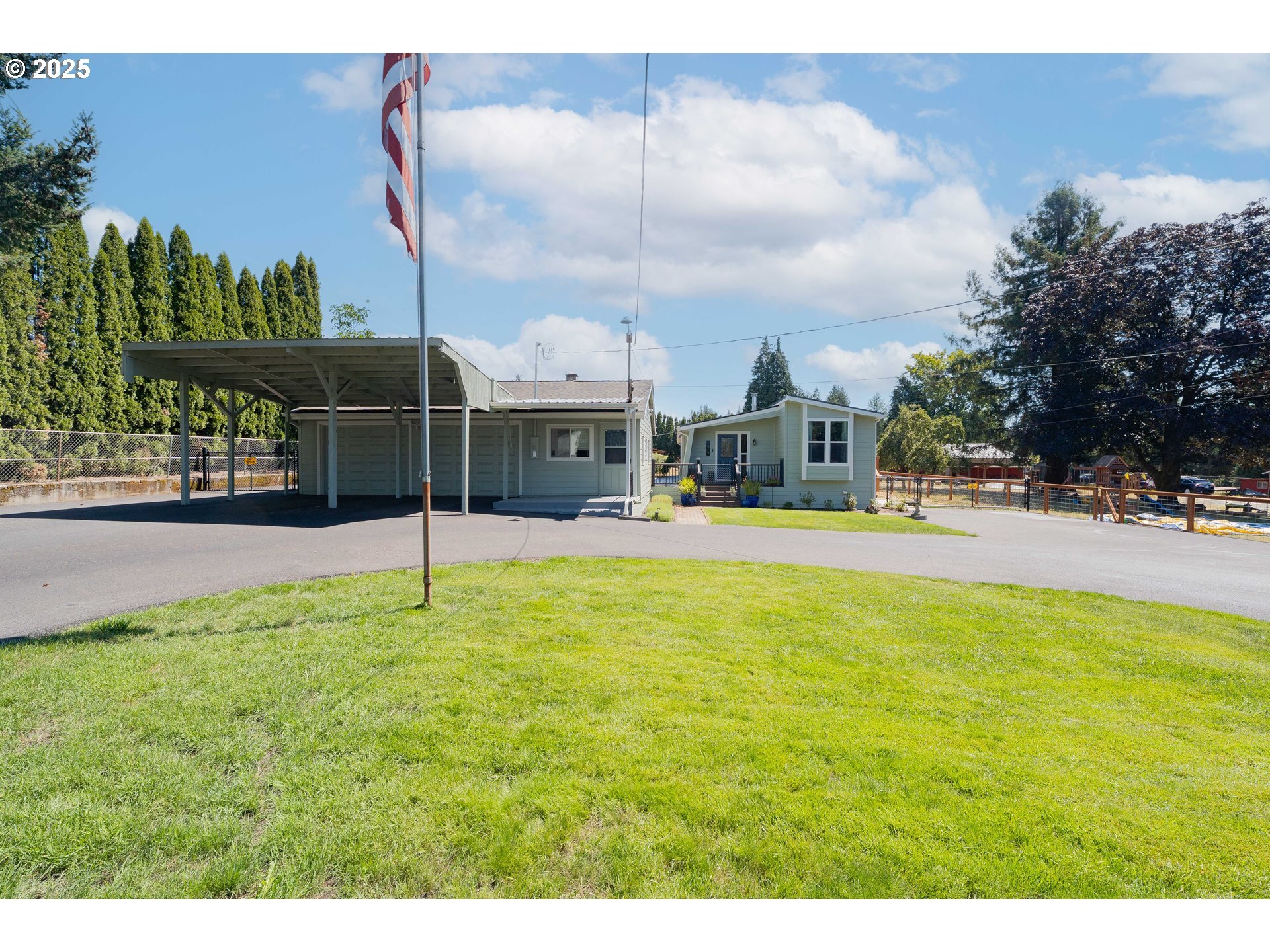 Property Photo: 1317 NE 267th Ave WA 98607