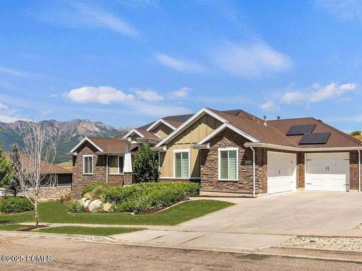 Property Photo:  3518 Sunrise Circle  UT 84050 