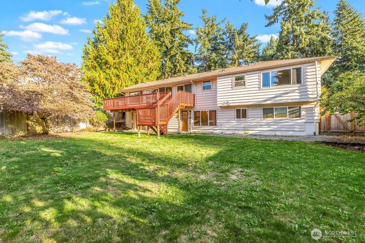 Property Photo: 8246 SE 72nd Street WA 98040