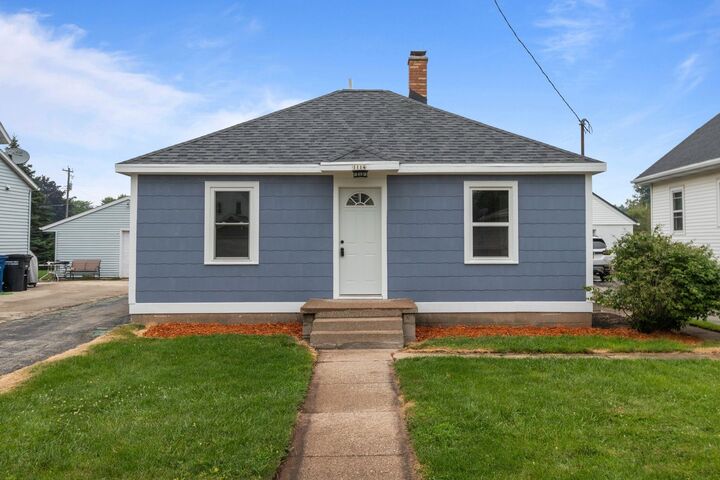 1114 W 6th Avenue  Oshkosh WI 54902 photo