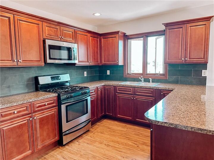 341 Metacom Avenue 3F  Warren RI 02885 photo