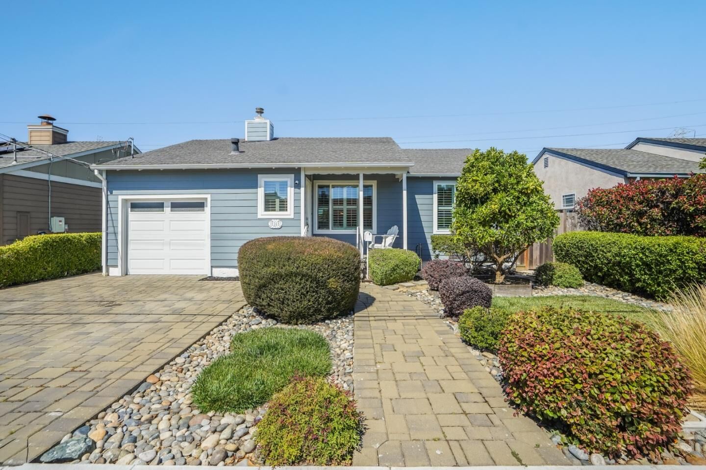Property Photo:  16 North Rochester Street  CA 94401 