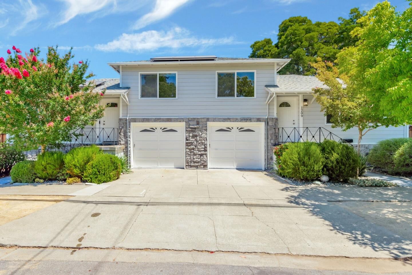 Property Photo:  1203/1209 Junipero Avenue  CA 94061 