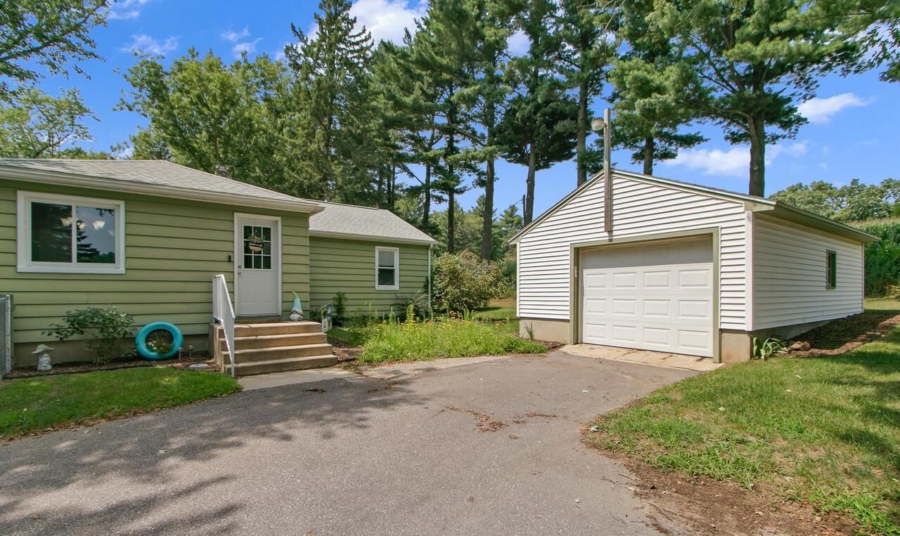 Property Photo: N5574 Dunning Road WI 53954