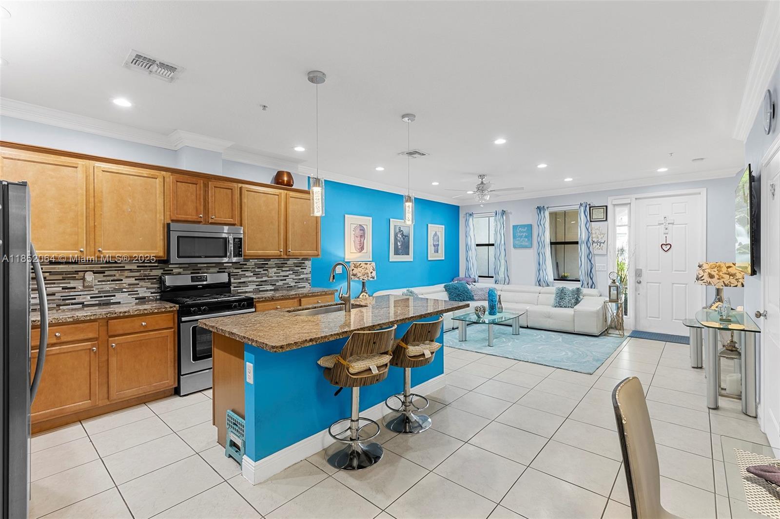 Property Photo:  3331 NW 125th Way  FL 33323 