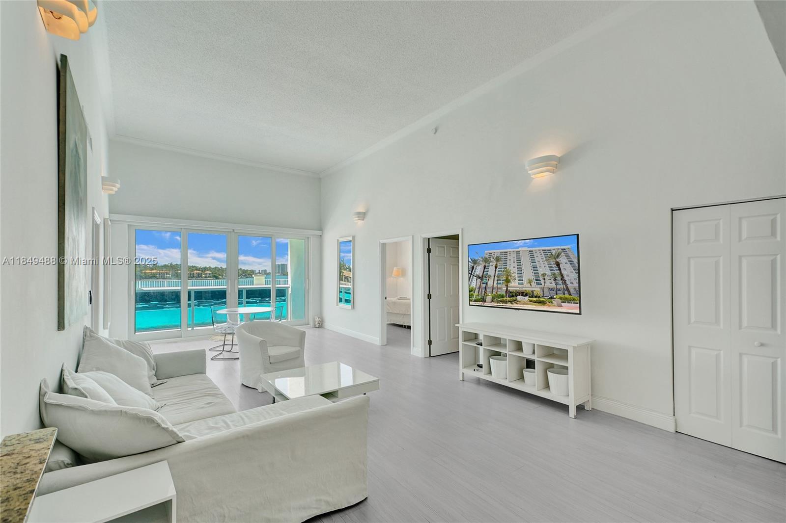 Property Photo:  6770 Indian Creek Dr T-O  FL 33141 