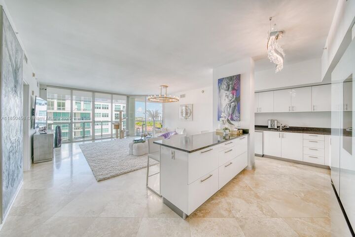 Property Photo: 3131 NE 188th St 2-1103 FL 33180