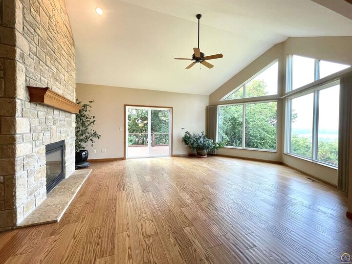 Property Photo: 6330 Rock Creek Dr KS 66070