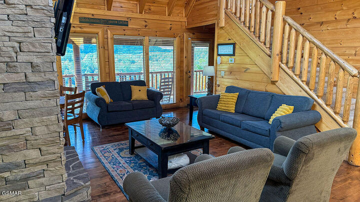 Property Photo: 1352 Timberwolf Way TN 37876