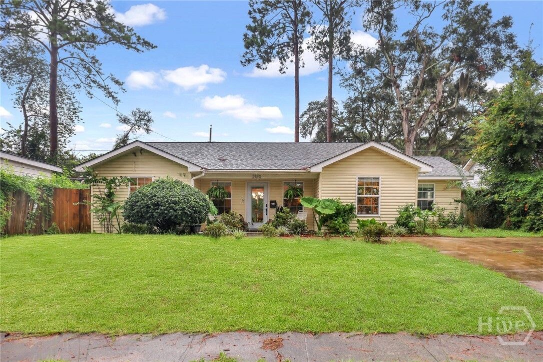 Property Photo: 2120 Vermont Avenue GA 31404
