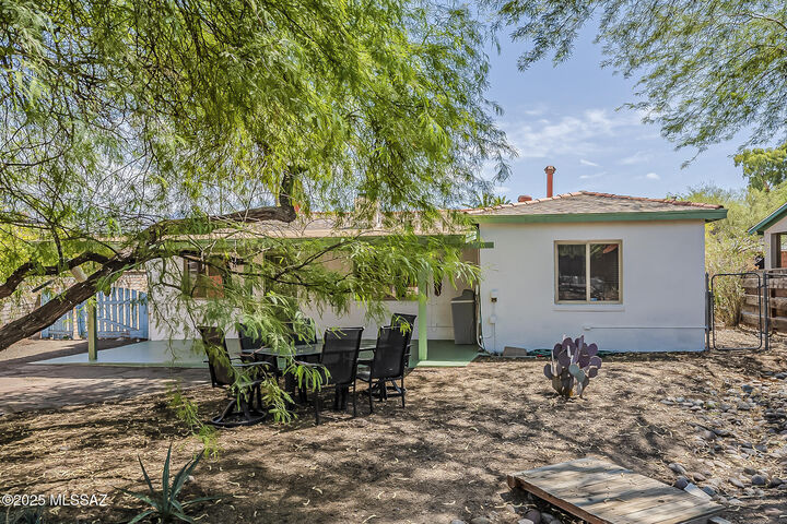 Property Photo:  2325 N Hampton Street  AZ 85719 