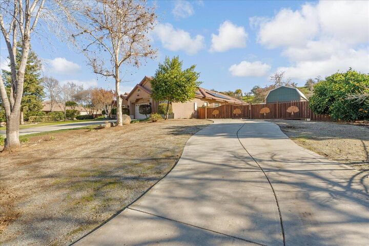 Property Photo: 16360 Goat Ranch Road CA 93265