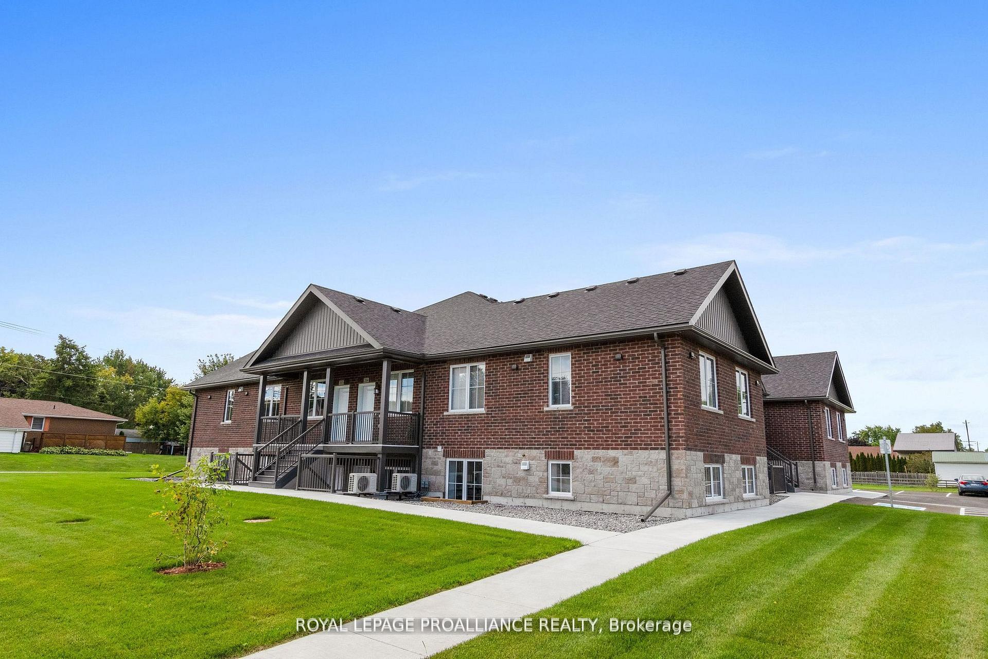 Property Photo:  15 Arthur Street 106  ON K0K 1S0 