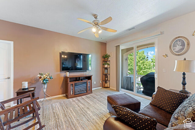 Property Photo: 7084 S Kristilyn Ln UT 84084